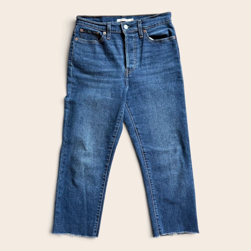 Levi’s Wedgie Straight Jeans Women’s 29 Blue High Rise Cropped Raw Hem Denim